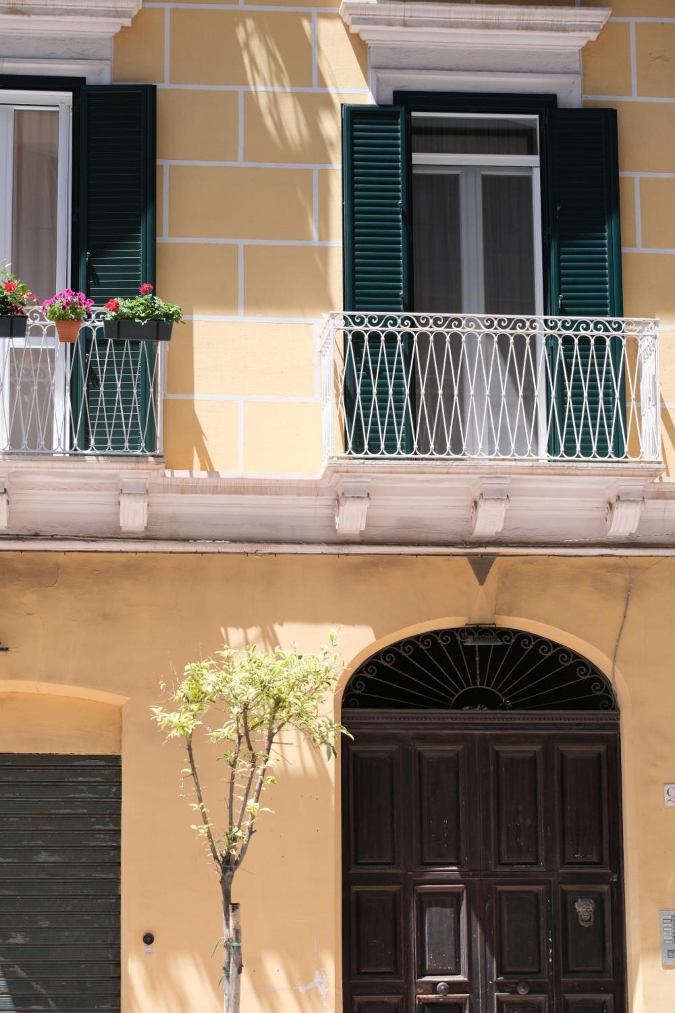 Il Poggiolo Fiorito Hotel Taranto Bagian luar foto